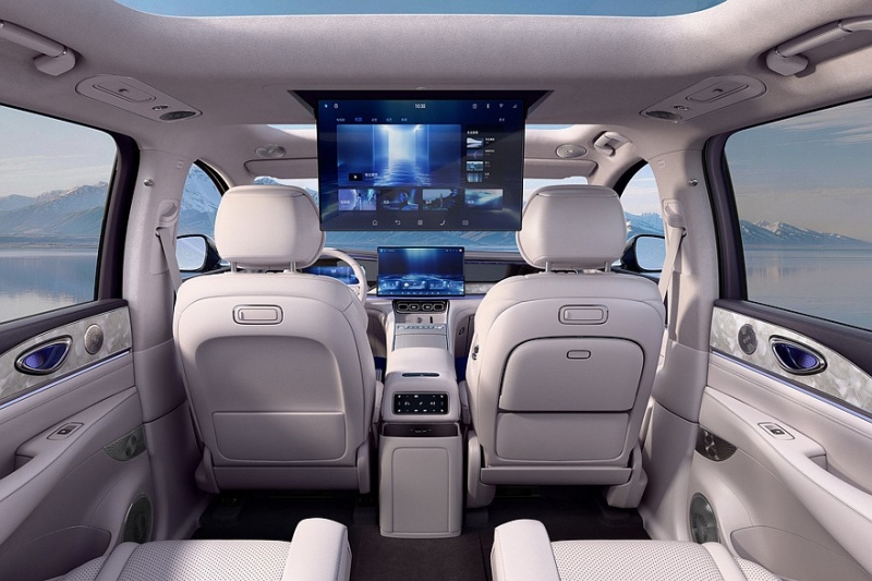 Флагманский кроссовер BYD Sealion 08: богатое оснащение и несколько вариантов начинки