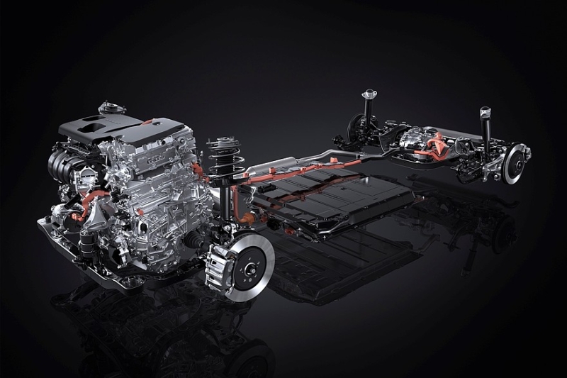 Обновлённый Lexus NX: упрощённый салон с парфюмом и настроенное на Нюрбургринге шасси
