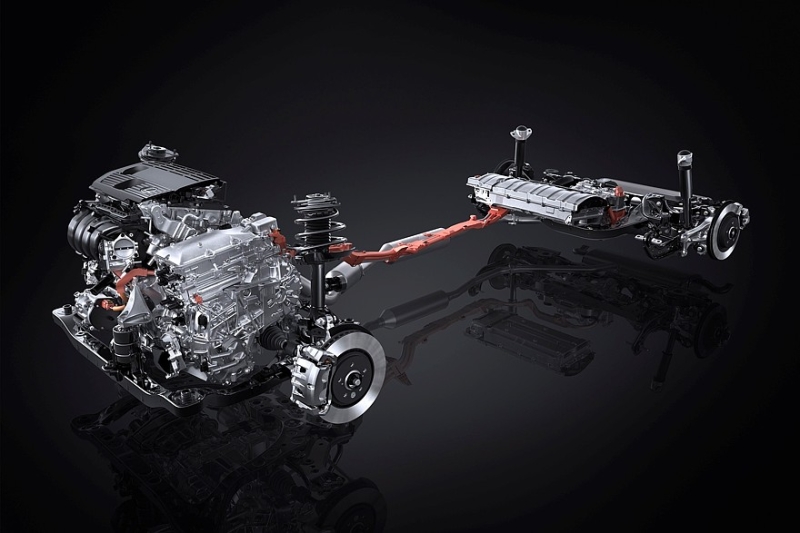 Обновлённый Lexus NX: упрощённый салон с парфюмом и настроенное на Нюрбургринге шасси