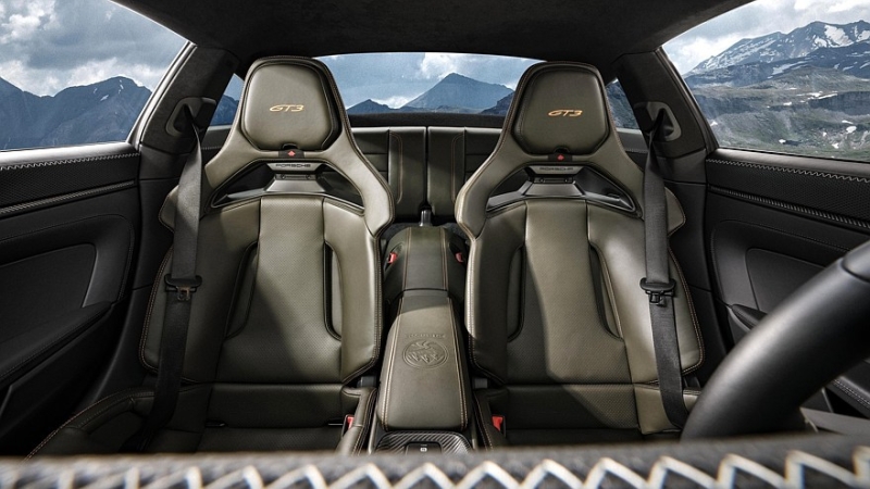 Porsche 911 GT3 Bergsport: спецверсия на «механике» для штурма альпийских серпантинов