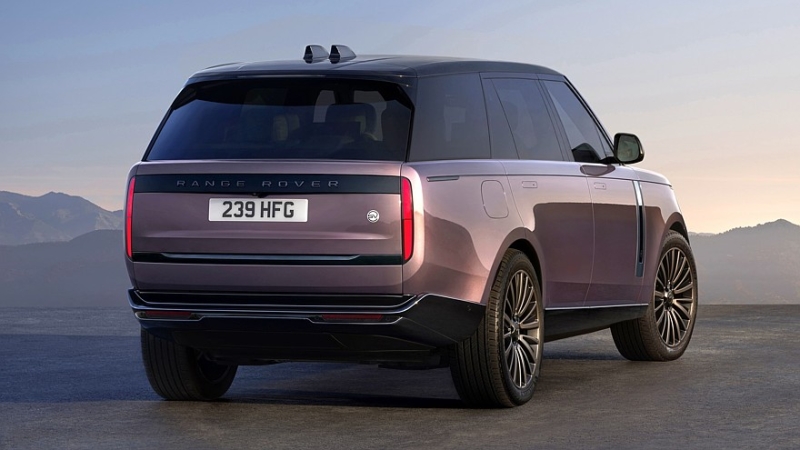 Range Rover Electric полностью рассекречен: средние характеристики за бешеные деньги